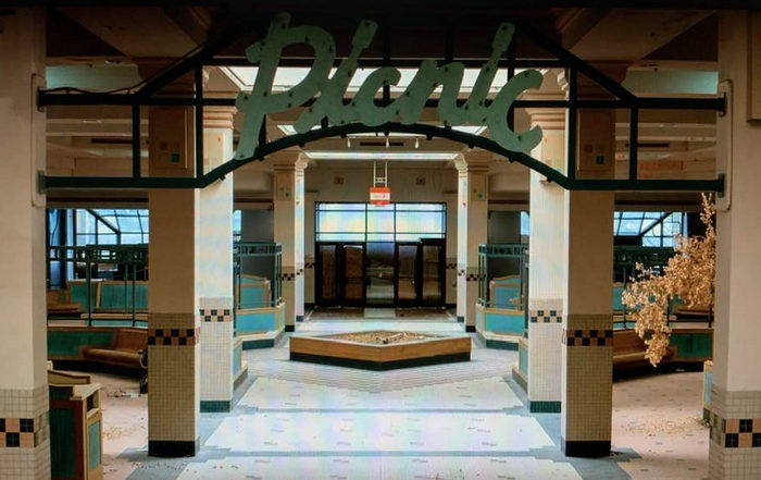 Summit Place Mall (Pontiac Mall) - Vintage Photo